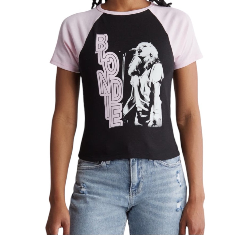 NWT Graphic T-shirt Philcos